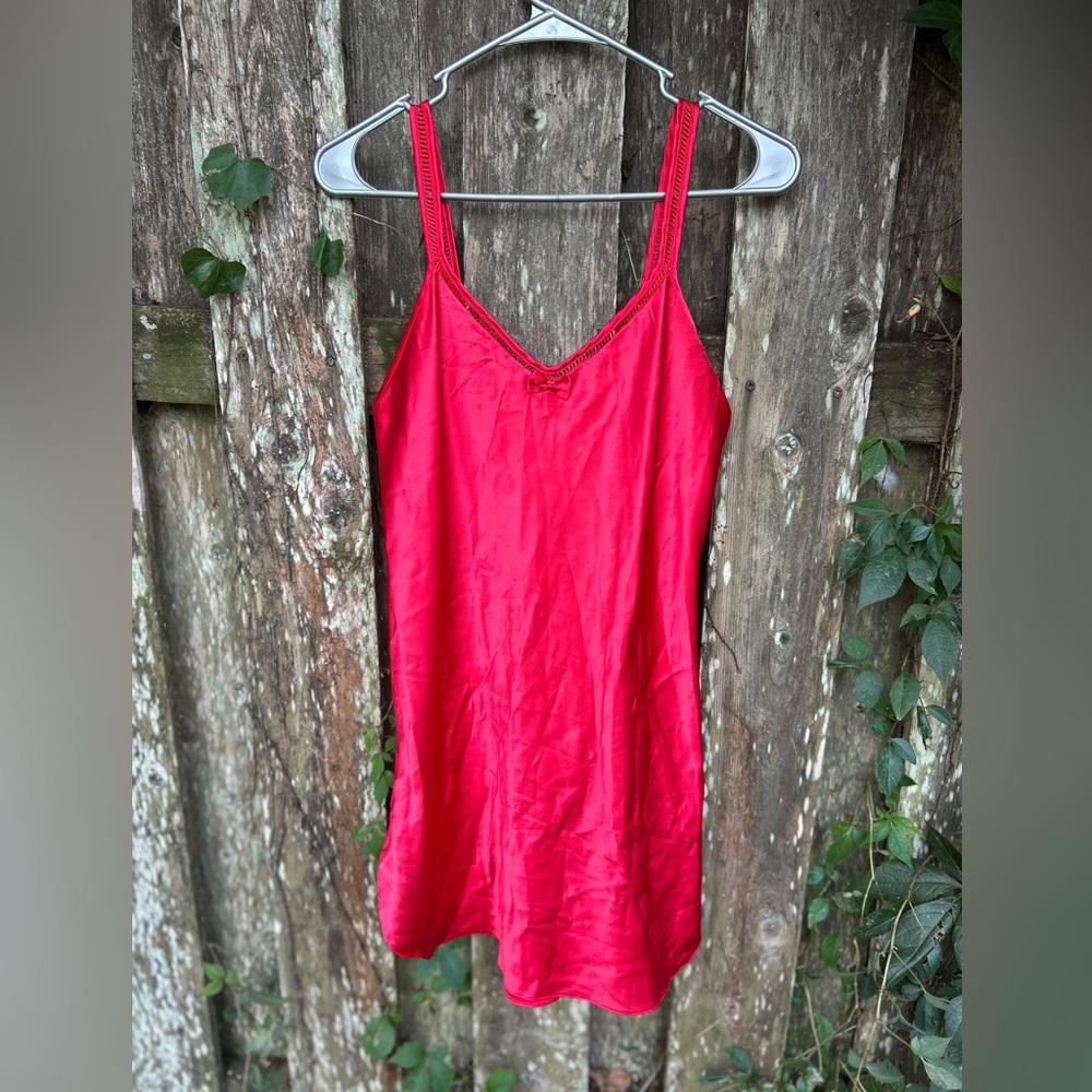 Y2K Secret Treasures Red Satin Slip Dress – Small